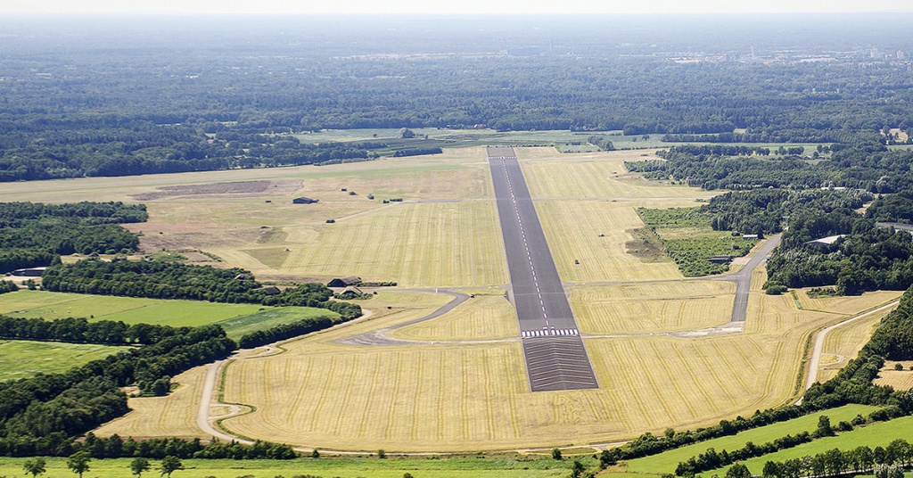 01 Twente Airport