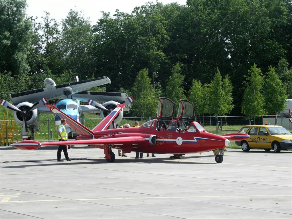 28 Fouga Magister
