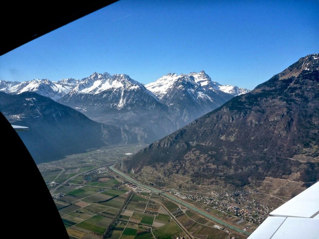052 De hoek om bij Martigny