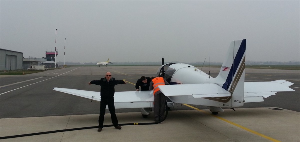 12 Uitgeweken naar Dole-Tavaux Airport - LFGJ